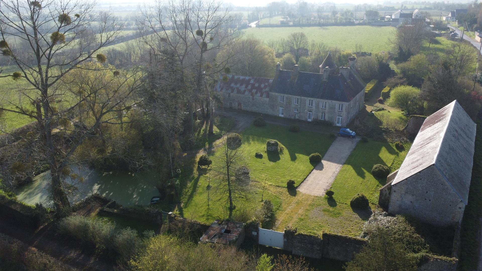 Köp: Hus (50310)