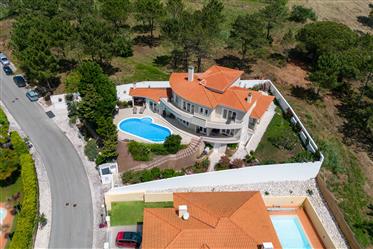 Wunderschöne Villa mit 5 Schlafzimmern und Panoramablick auf die Lagune von Óbidos 
