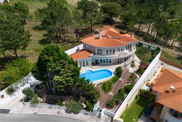 Wunderschöne Villa mit 5 Schlafzimmern und Panoramablick auf die Lagune von Óbidos 