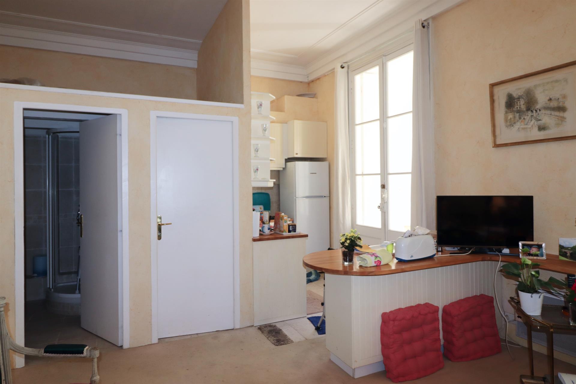 Royan Apartment