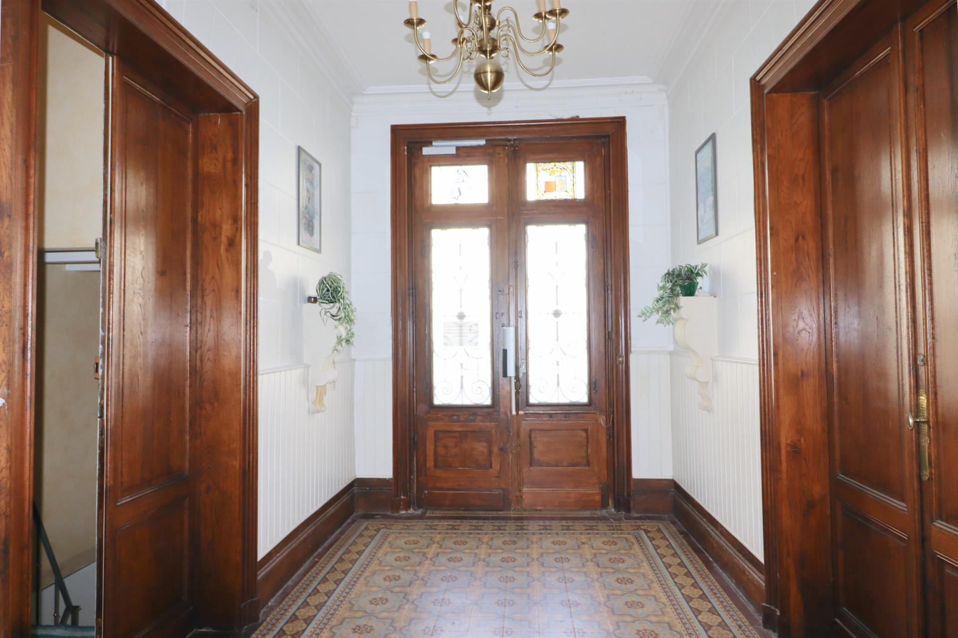 Royan Apartment