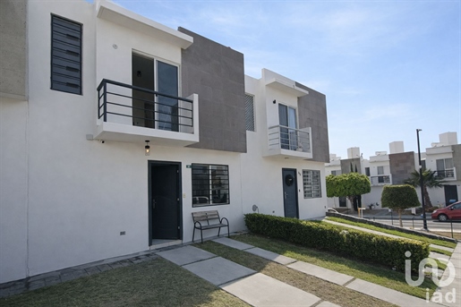 House for Sale, Valle de Santiago, Querétaro. Private Condominium