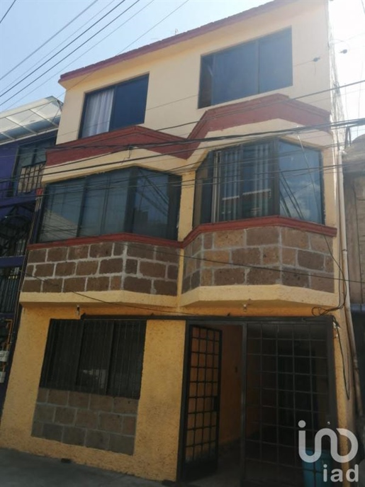 House for sale Coyoacán Fraccionamiento Urbano Popular Emiliano Zapata