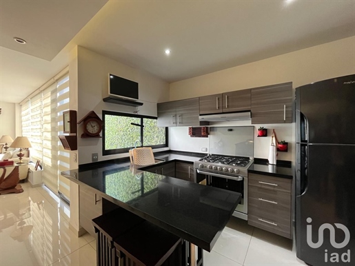 House For Sale in Colonia Bugambilias Near Buap Zone