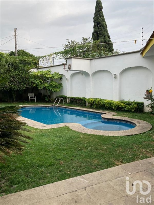 House for Sale with Pool and Garden in Zona Norte de Cuernavaca