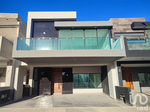 Privathaus zum Verkauf in Mazatlan mit Pools