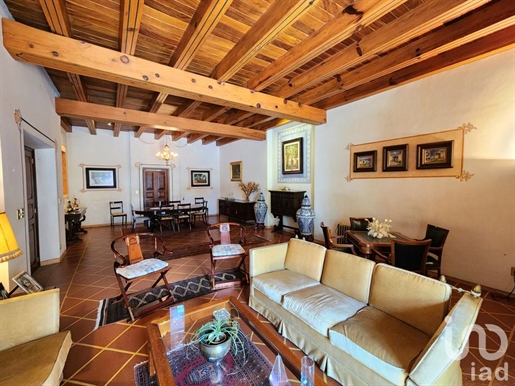 House For Sale In The Historic Center Of Querétaro, Queretaro / Amazing House in Downtown