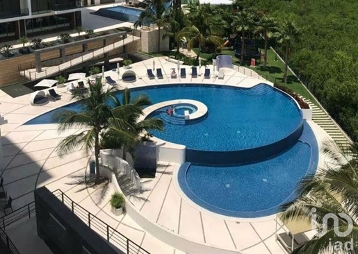 Venta De Departamento En Zona De Puerto Cancun