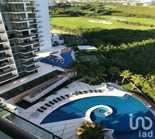 Sale of apartment in exclusive area of Puerto Cancun
