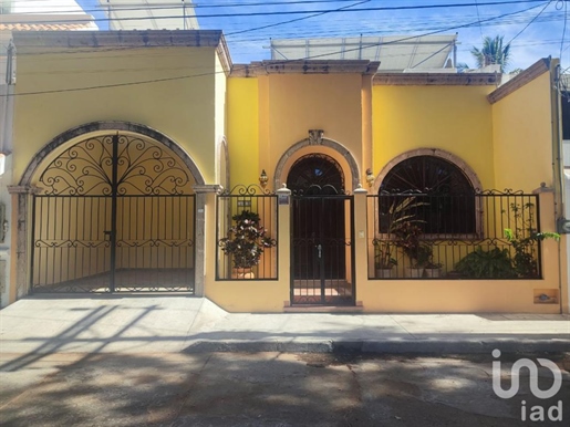 Maison à vendre avec piscine privée à Mazatlan