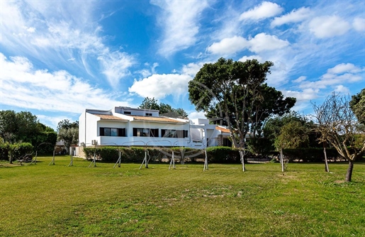 Tavira Villa mit 4 Schlafzimmern und großem Pool in der Nähe des Strandes von Barril, Santa Luzia