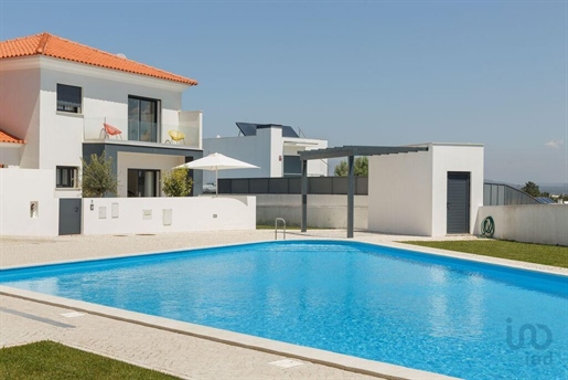 Casa / Villa T4 em Leiria de 191,00 m²