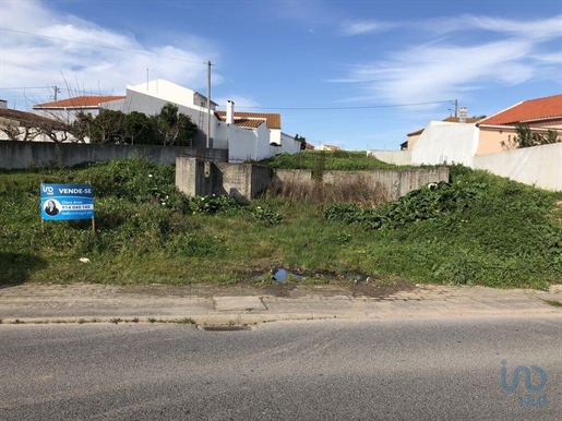 Construction land with 2 Rooms in Campelos e Outeiro da Cabeça with 198,00 m²