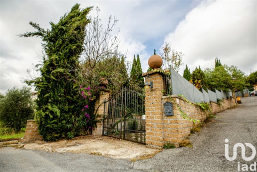 Casa unifamiliar / Villa en venta 121 m² - 3 dormitorios - Castelnuovo di Porto