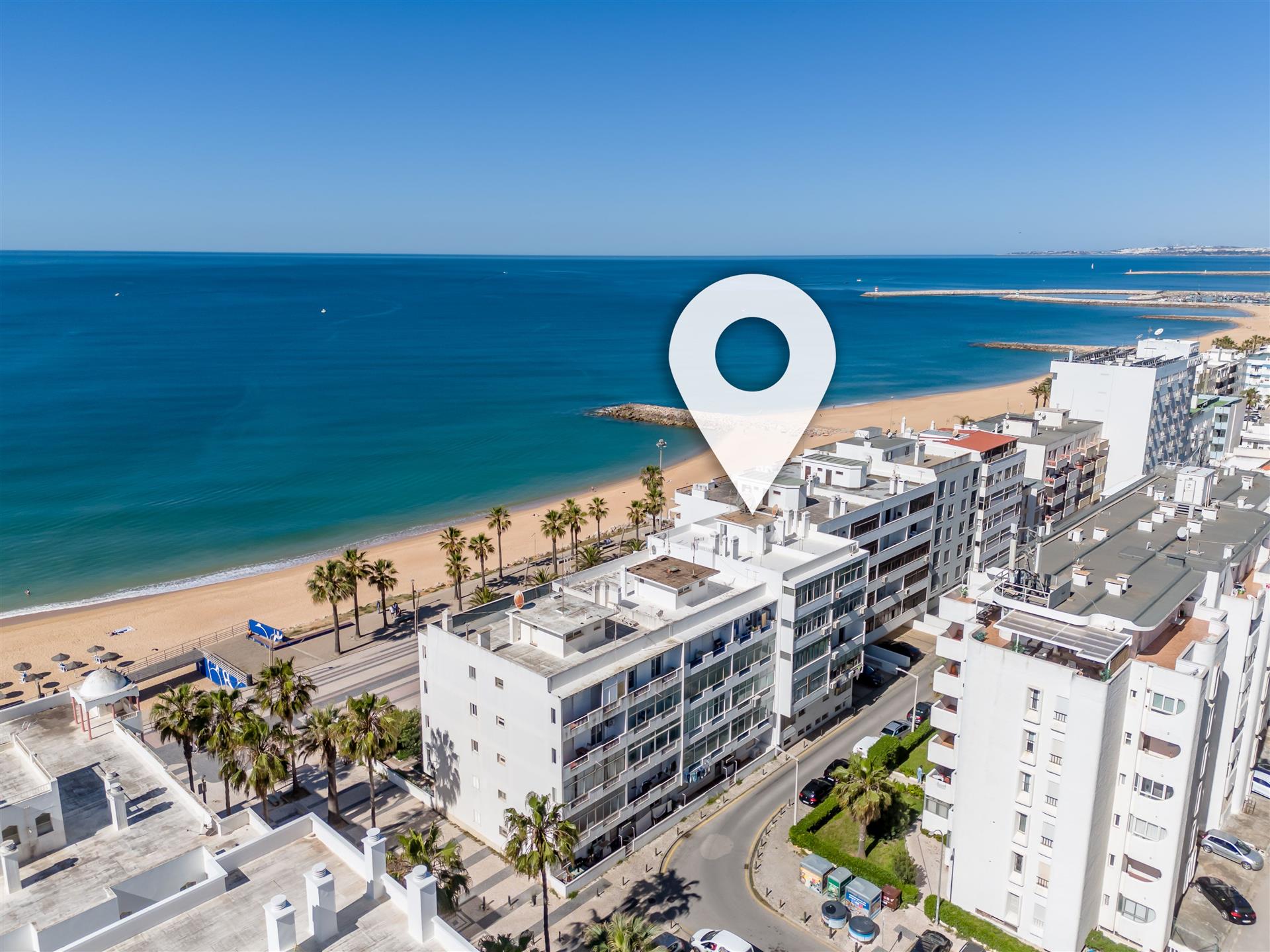 Appartement met 3 slaapkamers en uniek uitzicht op zee in de meest gewilde stad van de Algarve