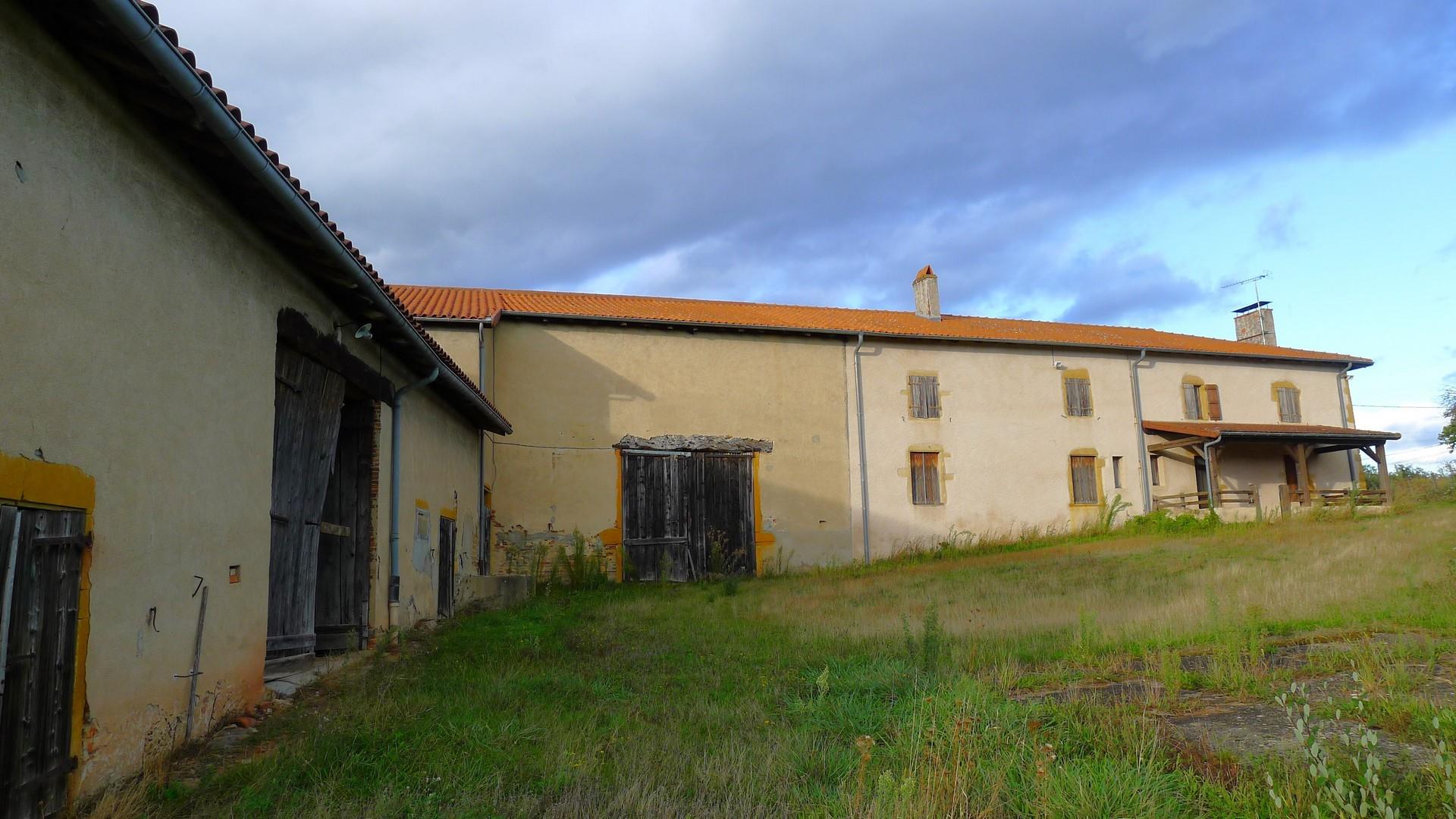 Very good potential for this farmhouse to renovate with breathtaking views