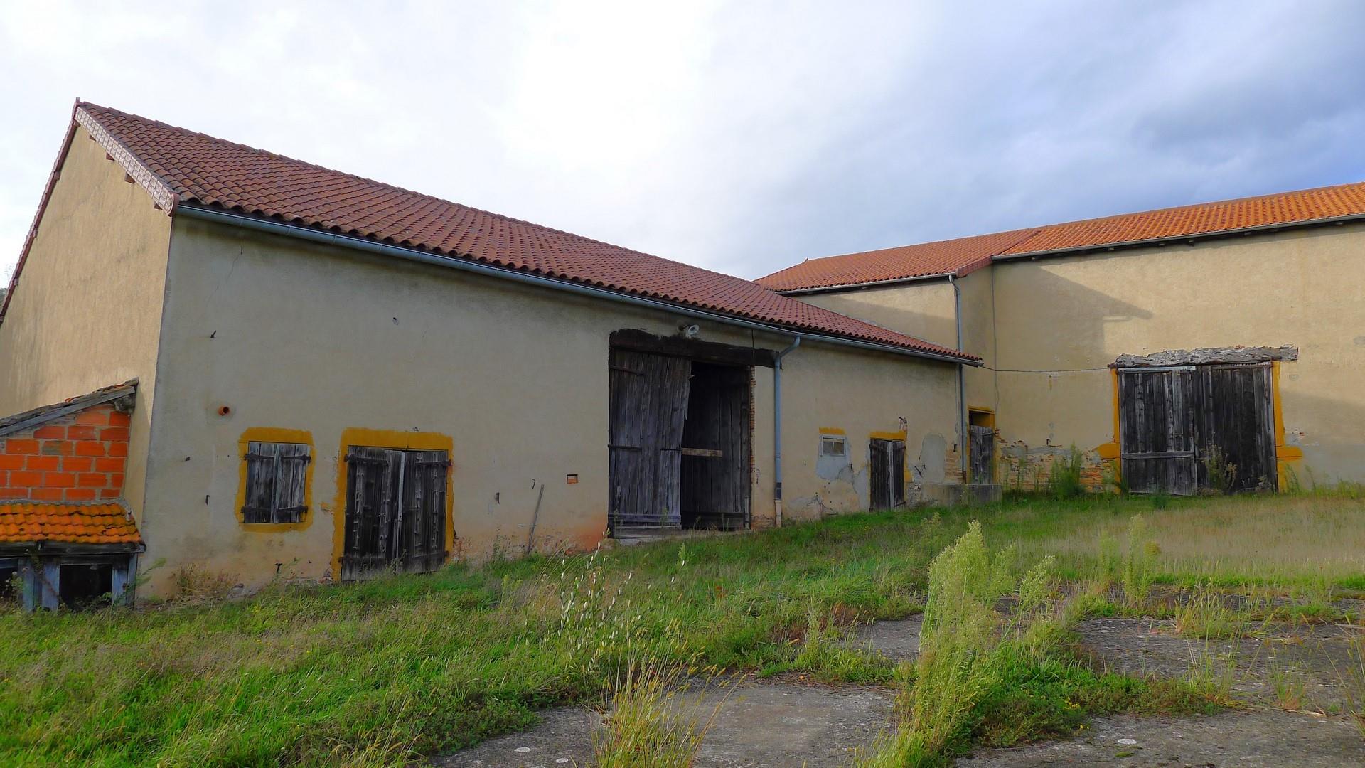 Very good potential for this farmhouse to renovate with breathtaking views