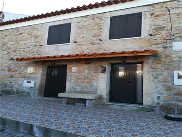 Beautiful 3 Bedrooms Village House In Stone  !!! Ready To Live In!!