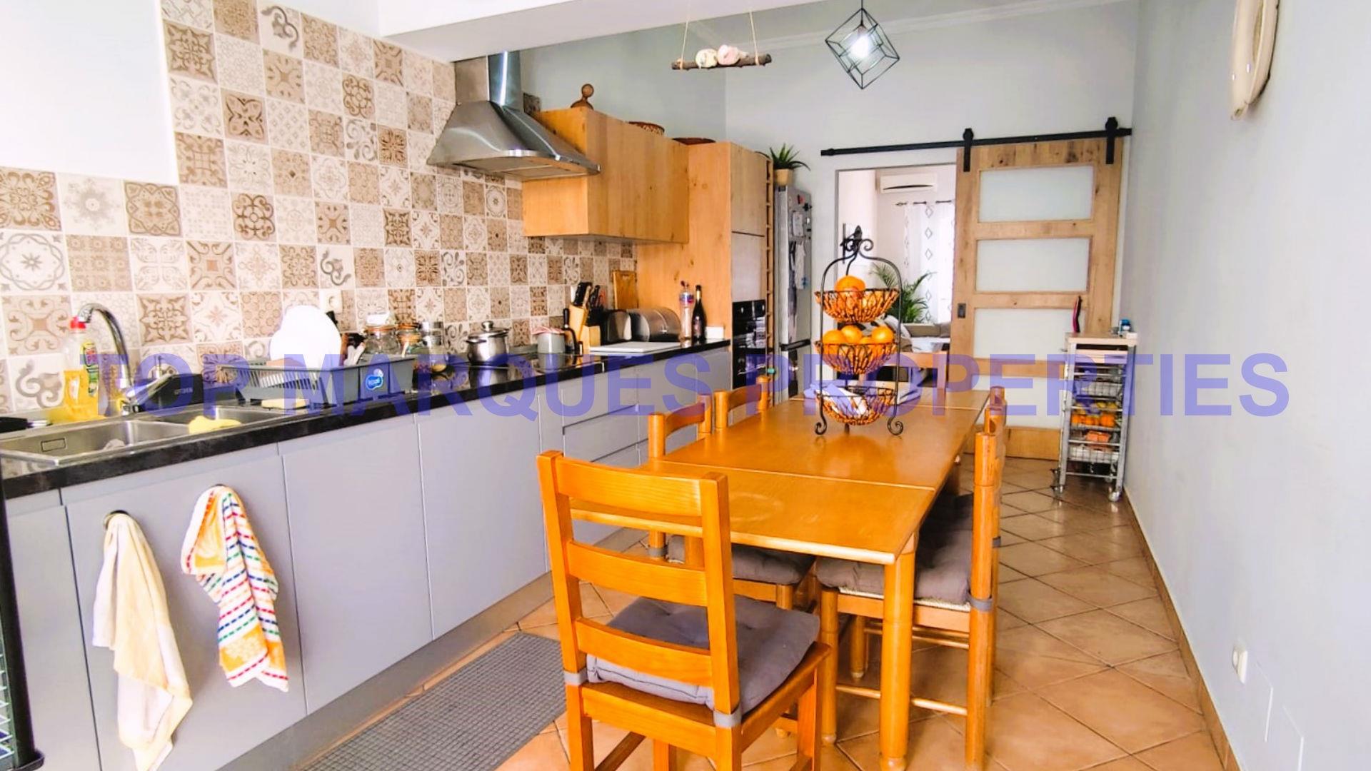 Aankoop: Huis (8700)