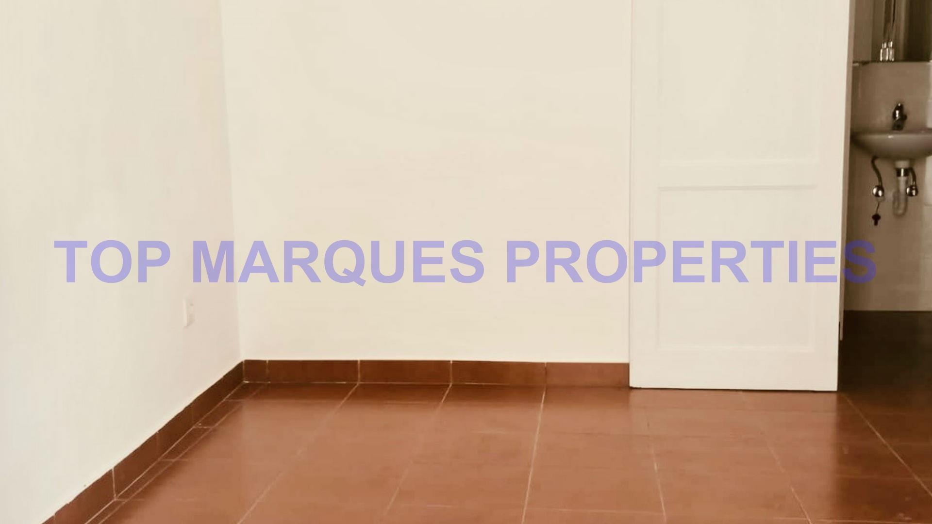 Viviendas Adosadas en barrio 2 habitaciones Venta en Olhão,Olhão