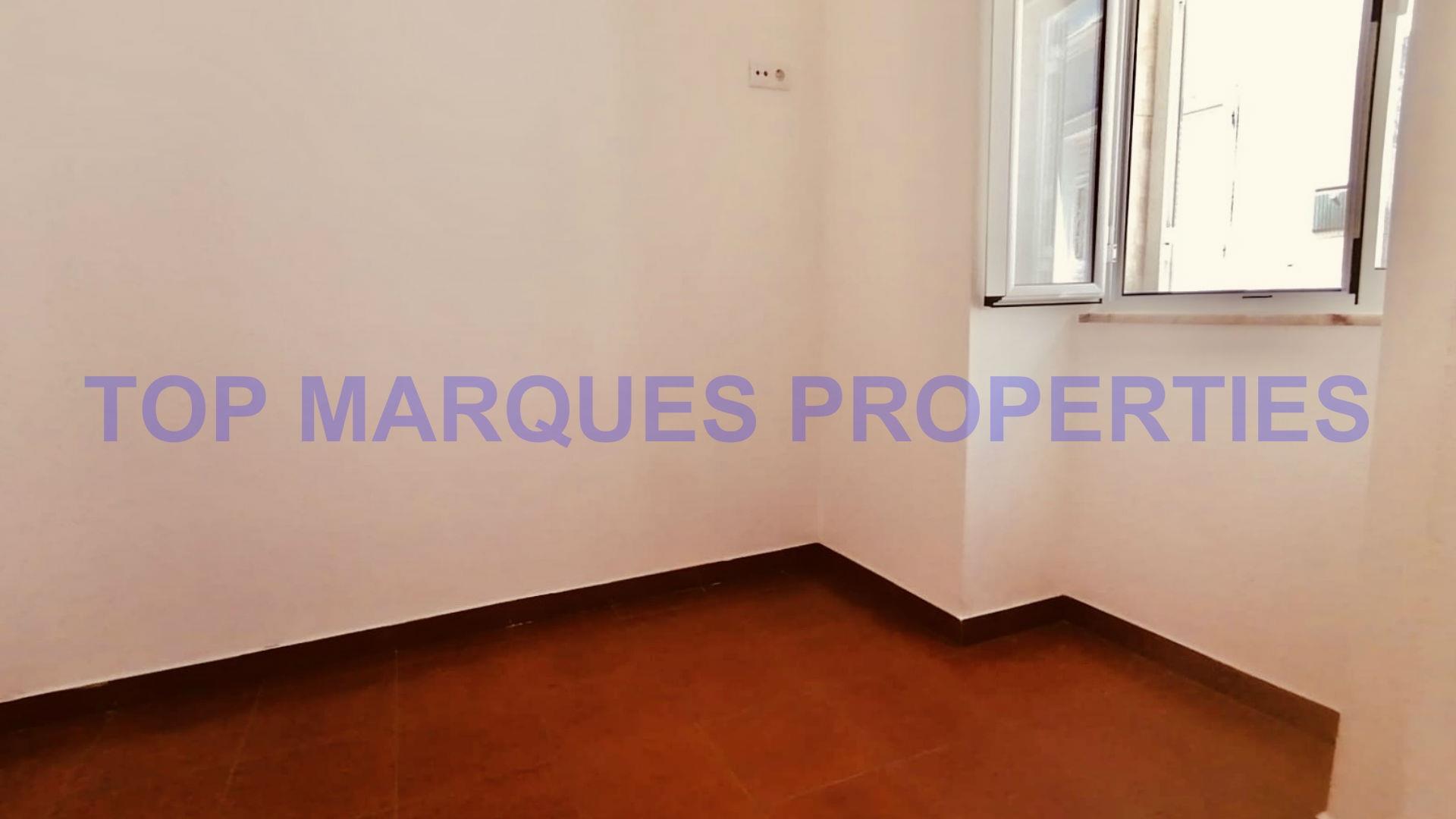 Viviendas Adosadas en barrio 2 habitaciones Venta en Olhão,Olhão
