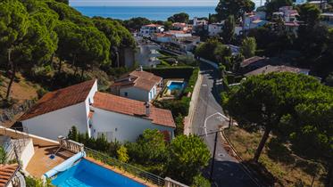 Grande villa avec vues mer, piscine et jacuzzi