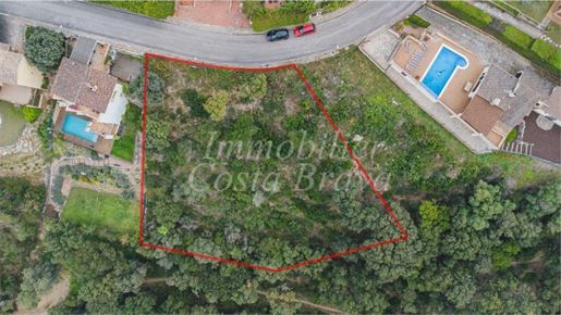 Building plot with open views in Begur