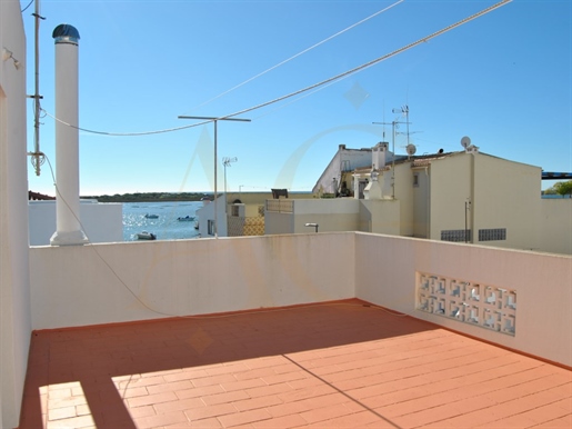 Haus mit 3 Schlafzimmern, Terrasse und Meerblick zu verkaufen, in Cabanas de Tavira