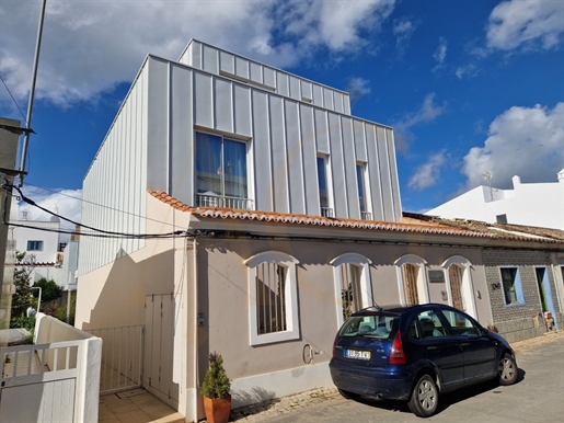 Beautiful property with pool located in the heart of Cabanas de Tavira.