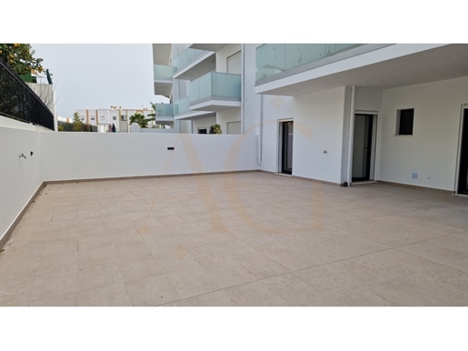 New 3 bedroom apartment with large patio, for sale in Tavira