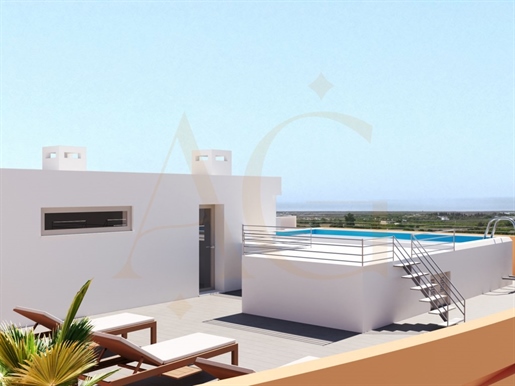 Penthouse with access to the pool, under construction for sale in Tavira