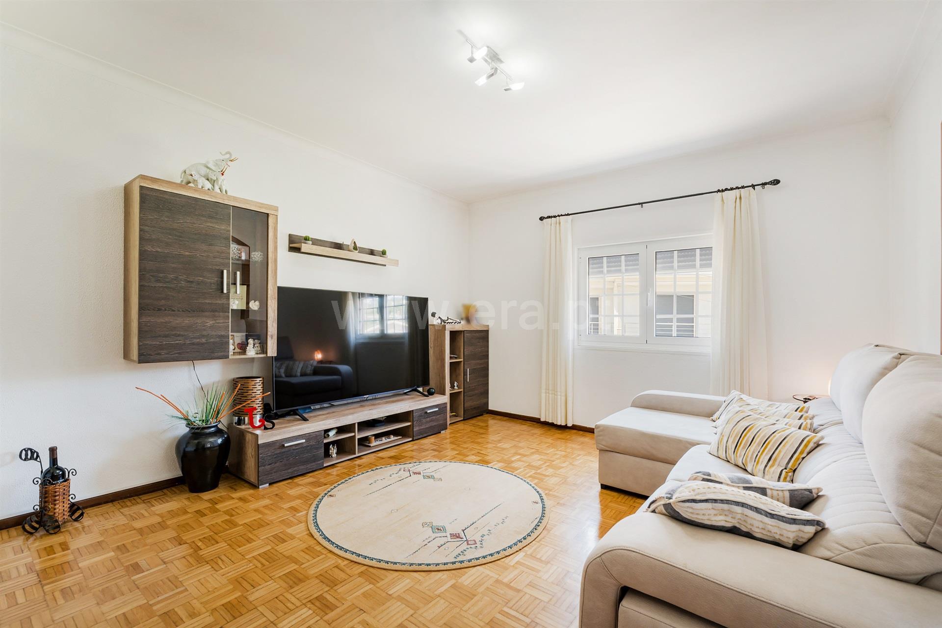 House, 3 bedrooms, Paredes, Sobreira