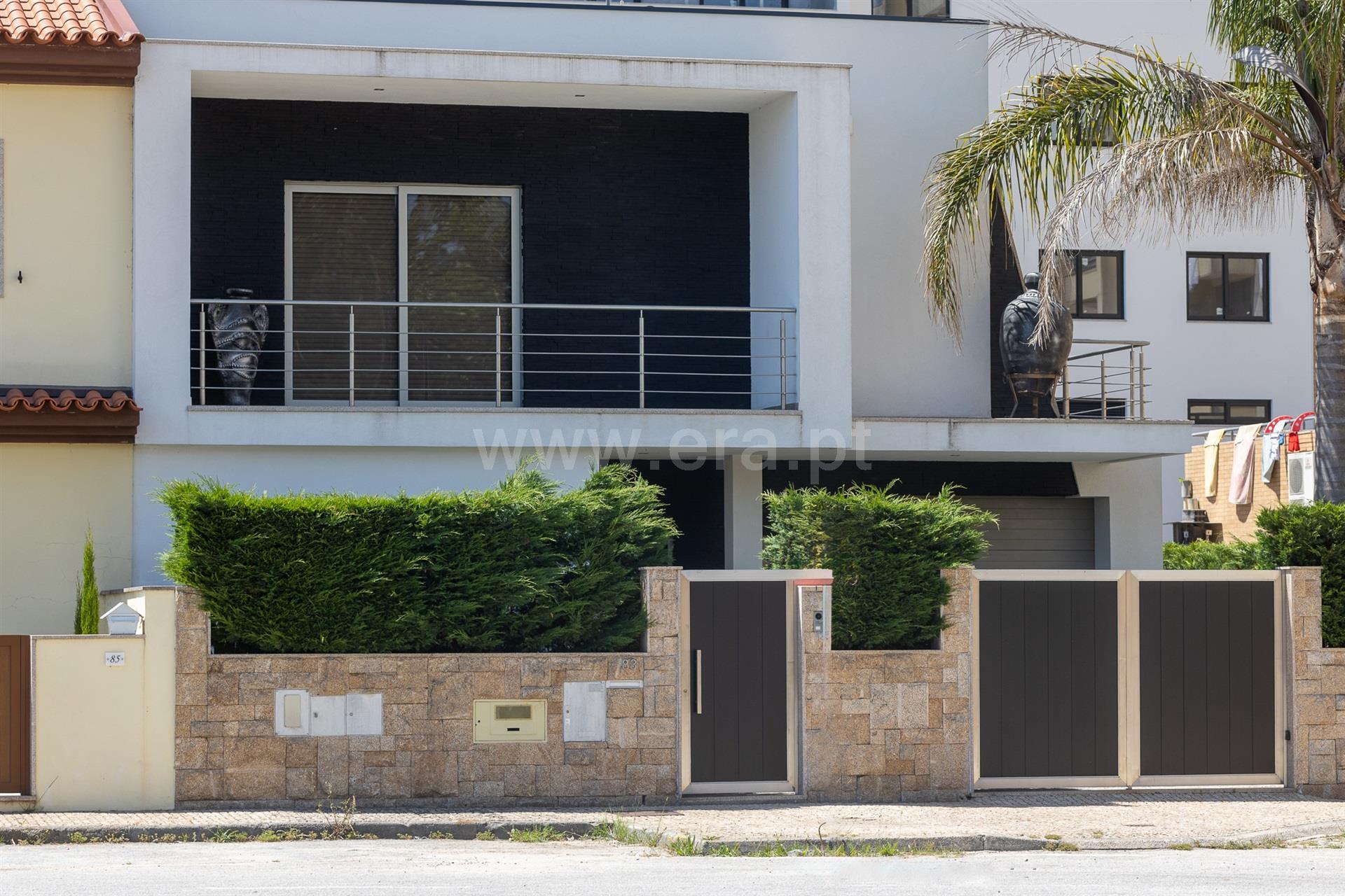 Luxury 3 bedroom villa in Lordelo, Paredes