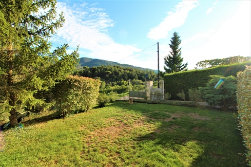 In der Nähe von Limoux, große Villa mit 2 Wohnungen auf einem Grundstück von 2420 m2