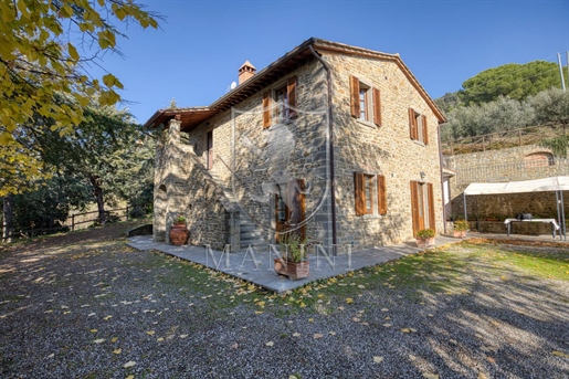 Landhaus/Bauernhaus/Hof von 240 m2 in Cortona