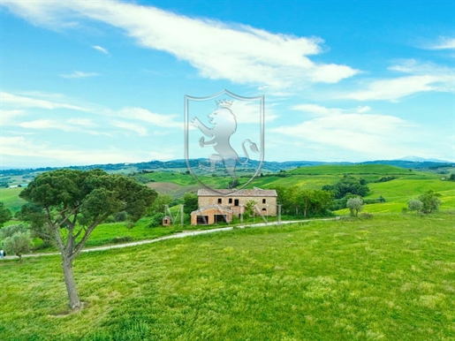Landhaus/Bauernhaus/Hof von 760 m2 in Torrita di Siena