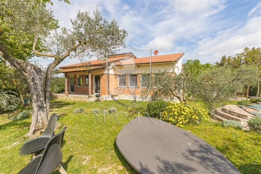 Freistehende Villa von 240 m2 in Montepulciano