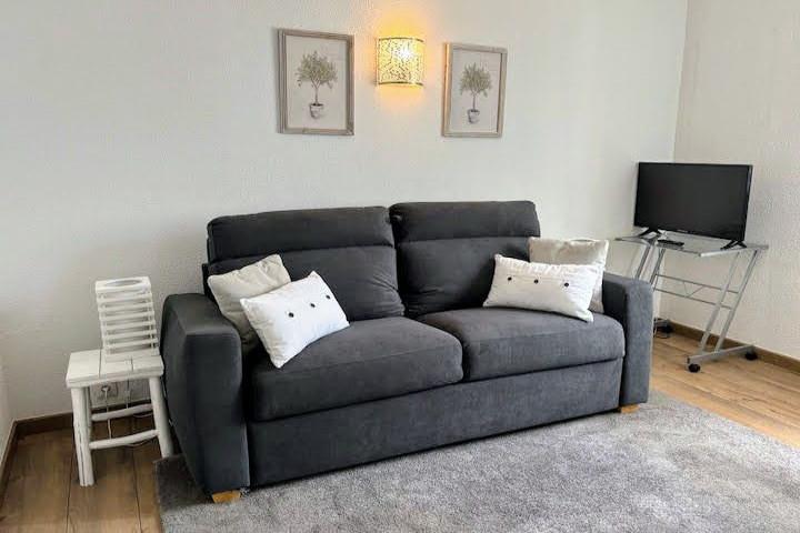Purchase: Apartment (83630)