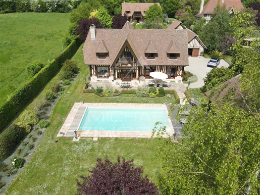 Lebas House With Swimming Pool In The Heart Of A Village