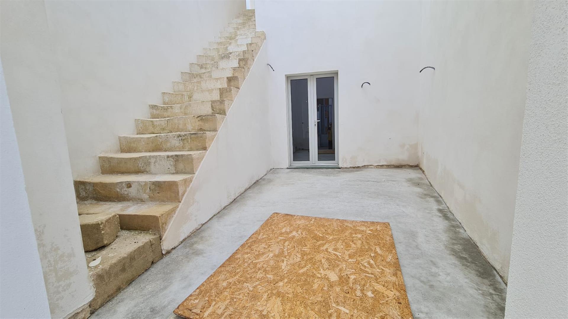 Characteristic detached house with outdoor area and terrace