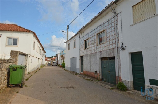 Maison de village T2 à São Miguel, Santa Eufémia e Rabaçal de 67,00 m²