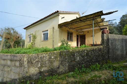 Home / Villa with 2 Rooms in Coimbra with 211,00 m²