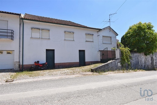 Village house with 4 Rooms in São Miguel, Santa Eufémia e Rabaçal with 260,00 m²