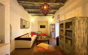 Contemporary riad for sale Essaouira, 15 bedrooms, sea view