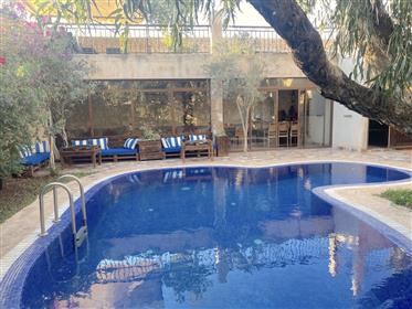 Riad maison d'hôte avec piscine, restaurant 