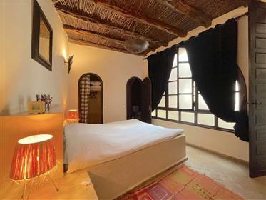 Incantevole riad Essaouira, 4 camere da letto, terrazza, piccola vista mare