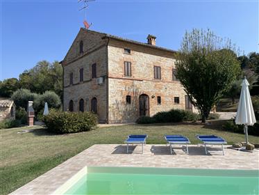Cottage avec piscine , Fermo 