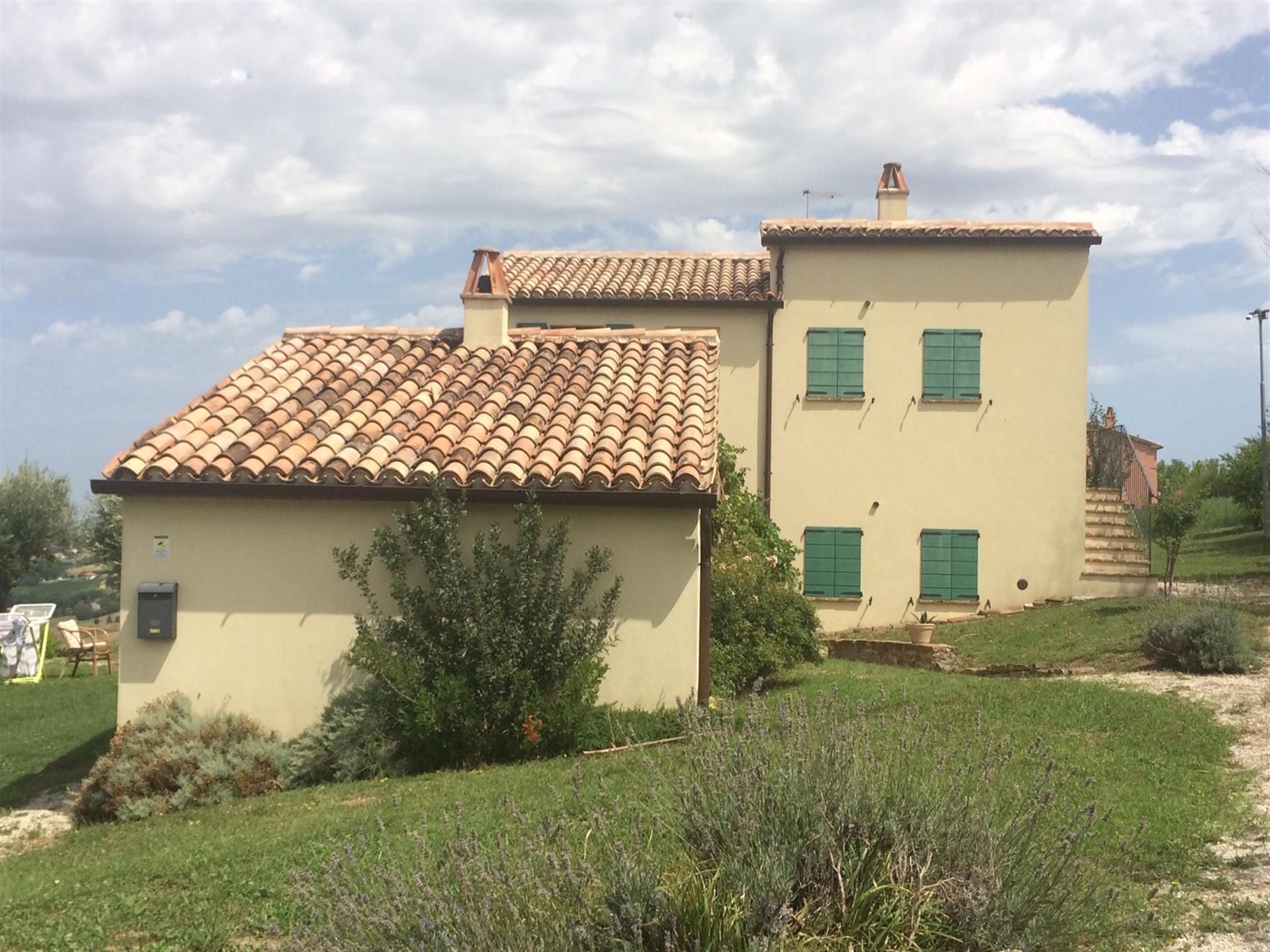 Country house with outbuilding and pool ,  Montecarotto 