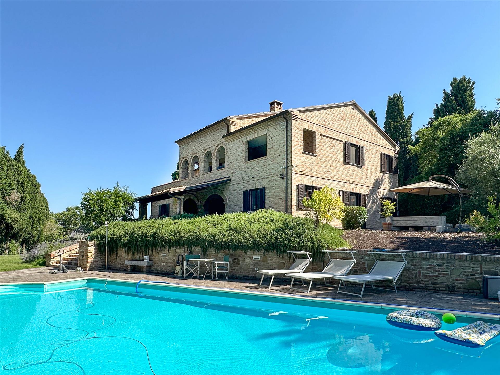 Beautiful Villa with swimming pool in Orciano