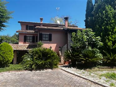 Villa just outside the town of Castelfidardo 